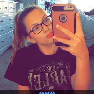 Meet your Posher, Jasmin